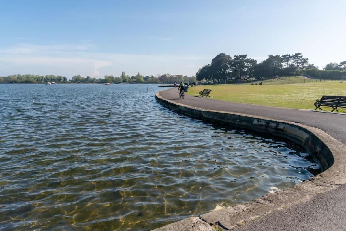 פול Park Lake View מראה חיצוני תמונה